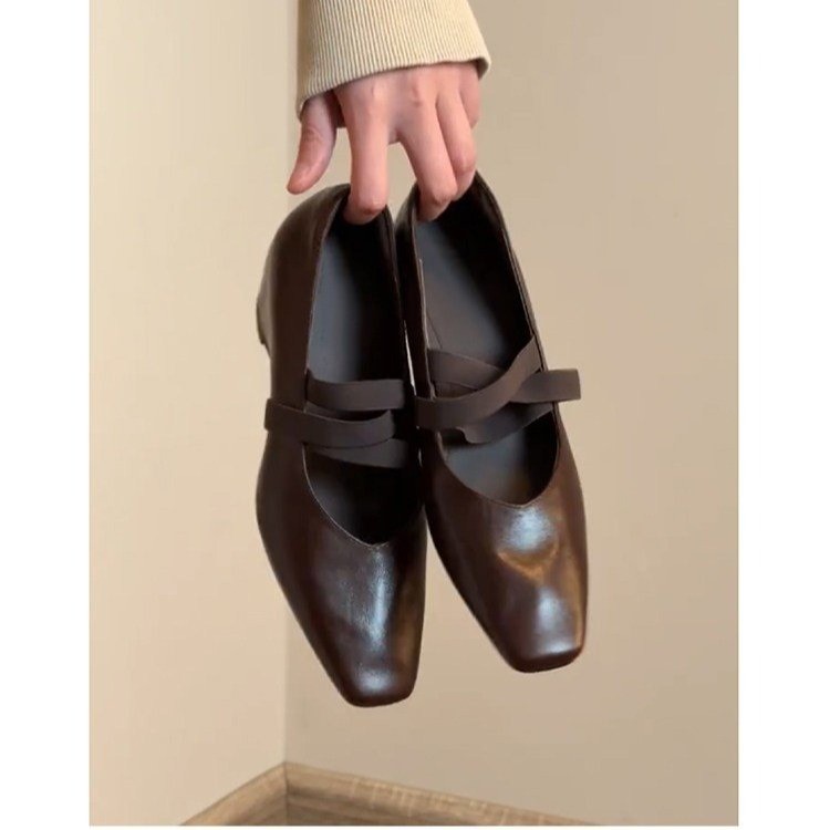 Vintage Collectible Shoes - Французские винтажные туфли на низком каблуке