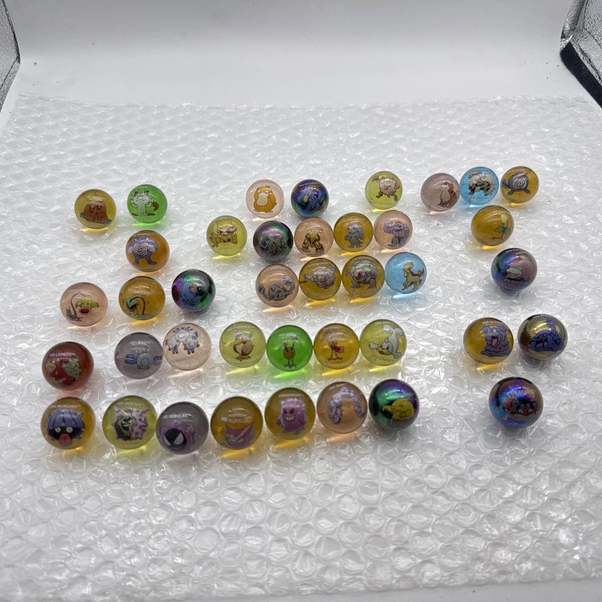Официальная продукция Pokemon  – обзор и цена Vintage Collectible Marbles