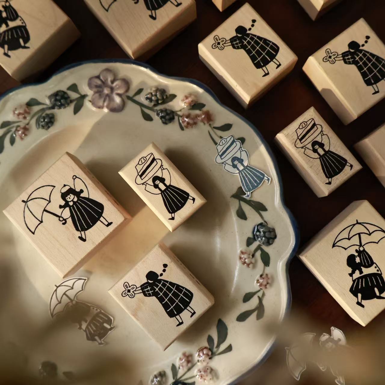 YiEr Studio винтажный милый зо – обзор и цена Vintage Collectible Stamps